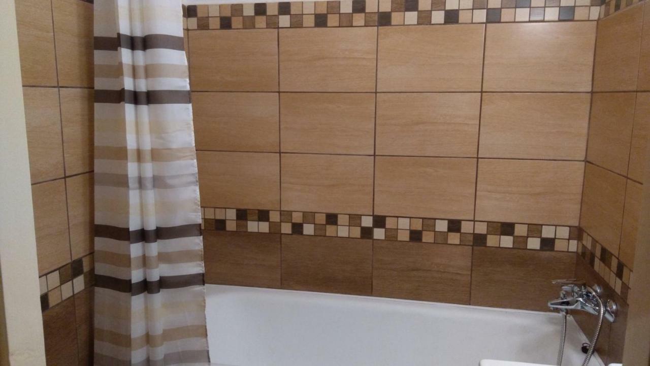 Gesztenyes Apartman 米什科尔茨 外观 照片