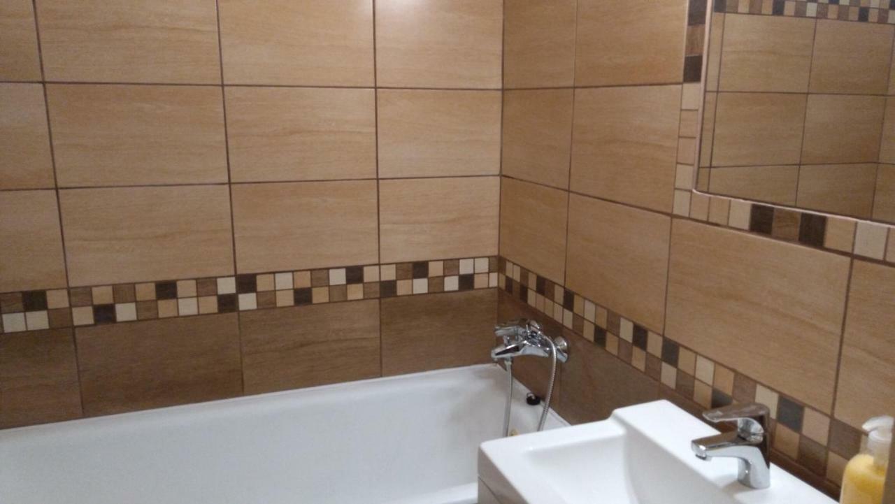 Gesztenyes Apartman 米什科尔茨 外观 照片
