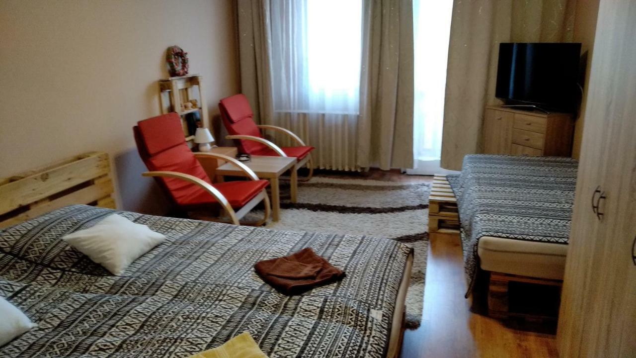 Gesztenyes Apartman 米什科尔茨 外观 照片